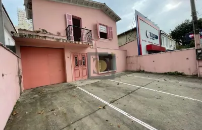 Casa comercial à venda em santos-sp, bairro embaré: 4 quartos, 2 suítes, 4 salas, 5 banheiros, 5 vagas, 232,75 m².
