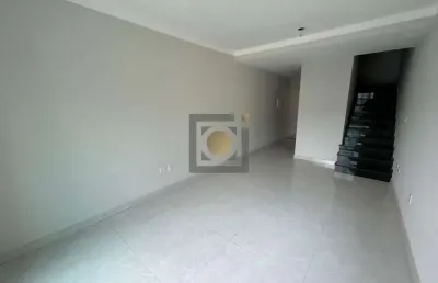 Imperdível casa à venda em santos-sp, bairro aparecida: 3 quartos, 1 suíte, 2 salas, 2 banheiros, 2 vagas de garagem, 134m².