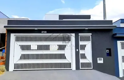 Casa à venda em indaiatuba, interior de são paulo, com 136 m² de área construída. possui 3 dormitórios sendo 1 suíte. excelente localização
