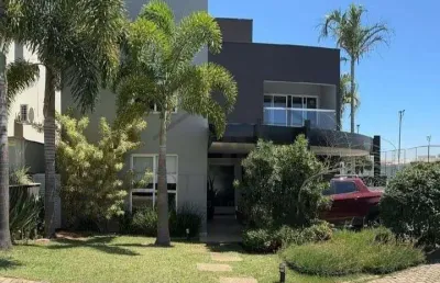 Casa de alto padrão em condomínio: 4 quartos, 4 suítes, 2 salas, 5 banheiros, 2 vagas na cidade de indaiatuba-sp.