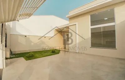 Belíssima casa venda no jardim monte carlo na cidade de indaiatuba , cidade maravilhosa localizada a 1 hora da capital paulista .