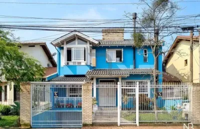 Casa com 3 quartos à venda na Rua Mário Sarmento, Centro, Gravataí