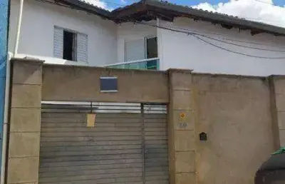 Sobrado localizada no taboão da serra - jardim são joaquim