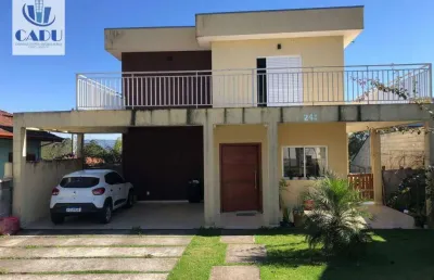 - casa localizada no condomínio terras de santa adélia - vargem grande paulista