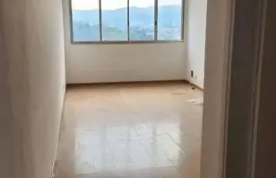 Apartamento no condomínio edificio cristiane - tucuruvi