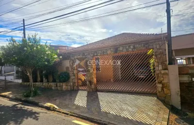 Casa com 4 quartos para alugar na rua nuno álvares pereira, 422, vila nogueira, campinas, 236 m2 por r$ 5.500