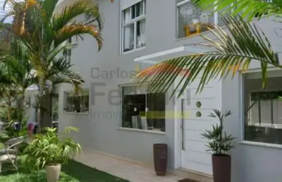 Sobrado semi novo na serra da cantareira, 3 suítes com terraço, quintal , vagas