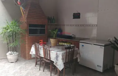 Casa com 3 quartos à venda na Rua Manuel Leitão Avilez, 236, Bortolândia, São Paulo