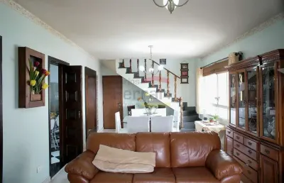 Apartamento duplex na vila gustavo, contendo 3 dormitórios, sendo 1 suíte e 2 vagas