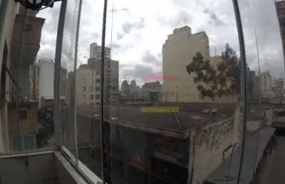 Apto  amplo e reformado !! com sacadas - 78m2- prox metro-republica