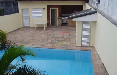 Casa alto padrão com piscina no tremembé !!!! estuda permuta !!!