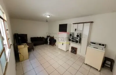 Casas térrea-   terreno  -  próximo metrô parada inglesa