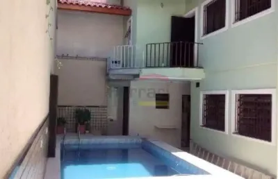 Sobrado à venda com 4 suítes, piscina, 6 vagas,vila arnoni- horto florestal