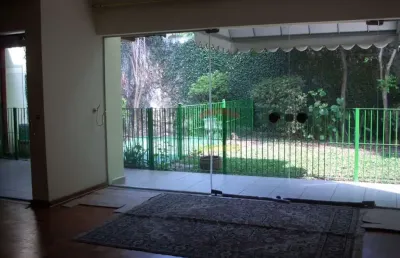 Casa com 3 quartos para alugar na Rua Santo Adalberto, 147, Jardim Franca, São Paulo