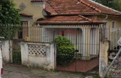 Casa térrea- imóvel antigo para aproiveitar  o terreno