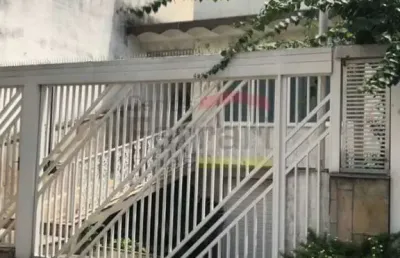 Sorado de 440 m², água fria, muito bem localizado, c/3 dorm c/ suite,  3 vagas.