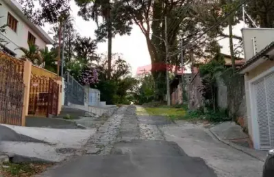 Sobrado tremembé com sistema de aquecimento solar - vila irmãos arnoni