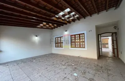 Casa com 3 quartos para alugar na Rua Ponta Grossa, 29, Parque Mandaqui, São Paulo