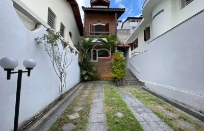 Casa com 3 quartos para alugar na Rua Santo Adalberto, 259, Jardim Franca, São Paulo