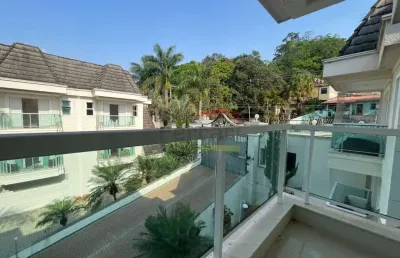 Casa em condomínio no horto florestal, com 450m², 4 suítes e 4 vagas de garagem coberta.