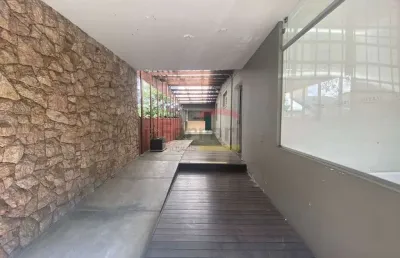 Casa comercial com 6 salas para alugar na Rua Bairi, 325, Alto da Lapa, São Paulo