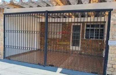 Casa térrea próximo a av. bras leme com 2 dormitórios + 2 vagas de garagem