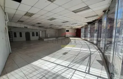 Salão comercial com 300m² para locação na av. imirim!