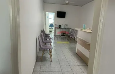 Sala comercial com 6 salas para alugar na Rua Voluntários da Pátria, 1507, Santana, São Paulo