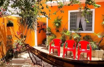 Casa contendo total de 5 dormitórios, 1 vaga de garagem na região de vila medeiros