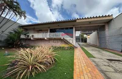 Casa térrea à venda com 3 dormitórios e 10 vagas no alvinópolis