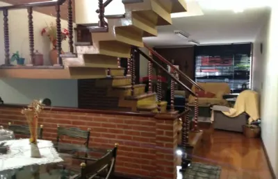 Casa em condomínio fechado com 3 quartos à venda na Avenida Águas de São Pedro, 78, Vila Paulicéia, São Paulo