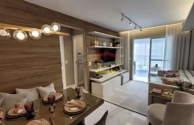 Condomínio de apartamentos com 2 dormitórios, 1 suíte, 1 vaga, próximo ao metrô parada inglesa.