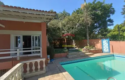Casa assobradada com piscina na serra da cantareira - parque petrópolis