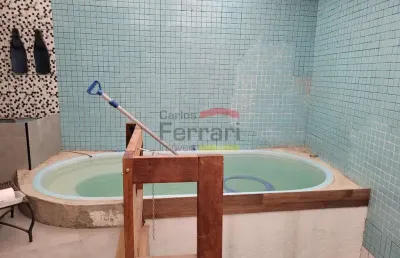 Sobrado de 500 m² com 03 vagas, piscina, no bairro jd. são paulo  à 15 minutos do metro.
