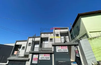 Sobrado final de obra na região da água fria, com 3 dormitórios sendo 1 suite, sacada, 2 vagas