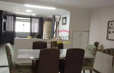 Sobrado na vila medeiros com  2 dormitórios, quintal e 1 vaga de garagem