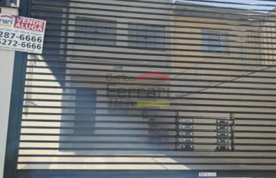 Sobrado comercial com 3 quartos, 2 banheiros, 150 m2, água fria