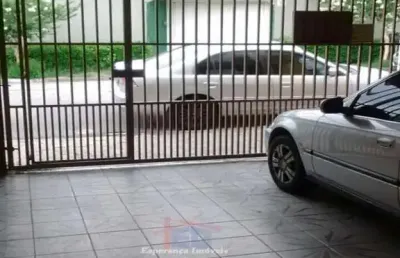Casa com 3 quartos à venda na Rua Albino Teixeira Pinto, Cipava, Osasco