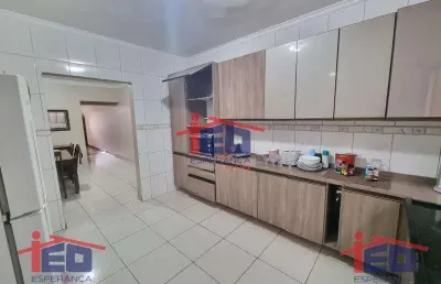 Casa com 3 quartos para alugar no Santo Antônio, Osasco 