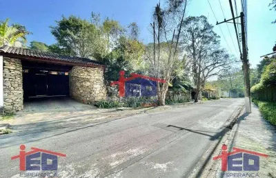 Casa com 5 quartos para alugar na Vila Santo Antônio, Cotia 