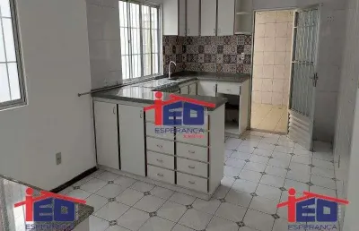 Casa com 3 quartos para alugar no Umuarama, Osasco 