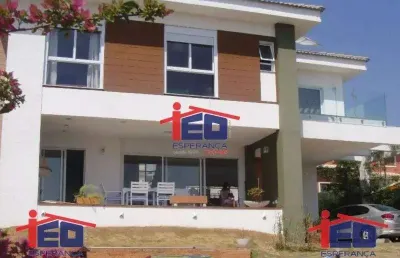 Casa com 3 quartos para alugar na Rua Rubi, Vila Veloso, Carapicuíba