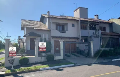 Belíssimo sobrado de esquina c/ 3 quartos no moinhos de vento