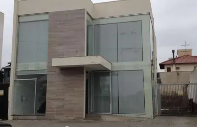 Prédio comercial no bairro moinhos de vento-canoas.