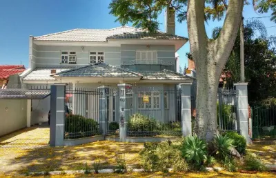 Casa com 4 quartos à venda no Igara, Canoas 