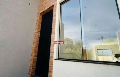 Casa térrea e linda! 03 dormitórios sendo 01 suite!!