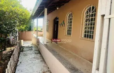Oportunidade de imovel no bairro que mais valoriza em atibaia!! jd. do lago!! uma bela casa térrea com  muito quintal!!