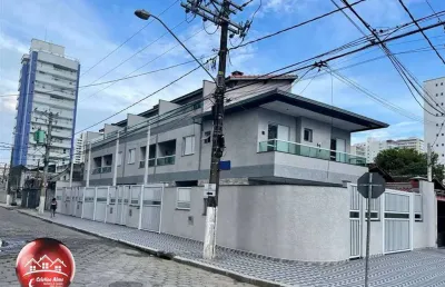 3 quadras da praia da aviação - ótimo local - sobrado triplex em conjunto na aviação em praia grande.