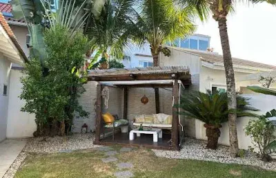 Casa com 4 dormitórios à venda, 300 m² por r$ 3.290.000,00 - jurerê internacional - florianópolis/sc