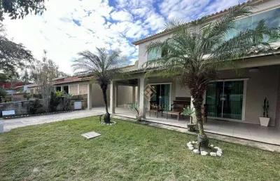 Casa com 4 dormitórios à venda, 180 m² por r$ 980.000 - condomínio moinhos da aldeia - balneário são pedro - são pedro da aldeia/rj